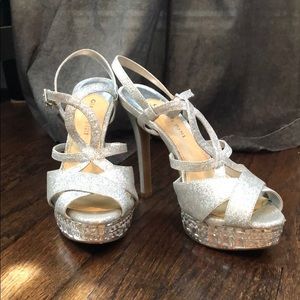 Gianni Bini Silver Rhinestone Platform Heels